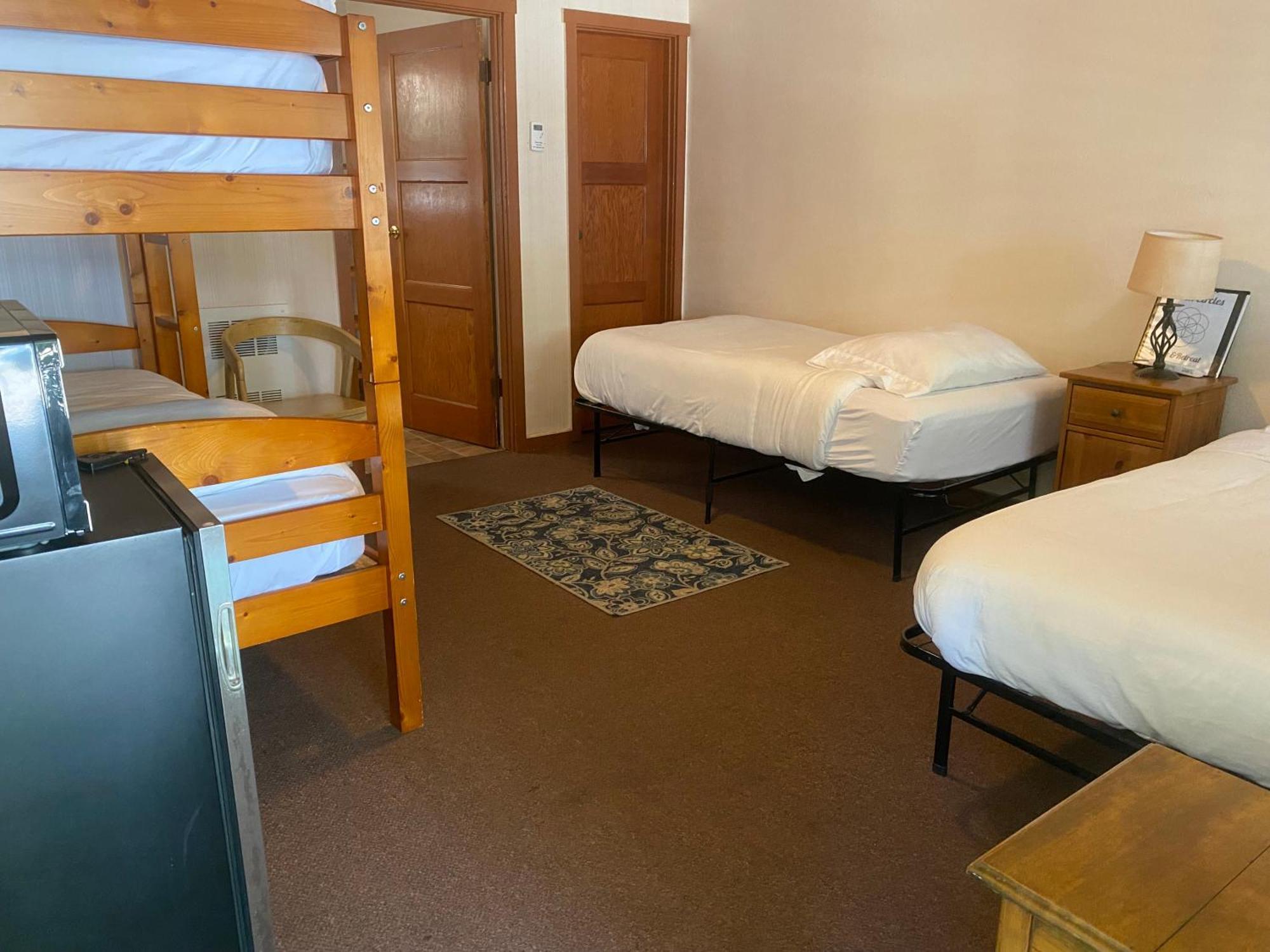 Seven Circles Lodge&Retreat Badger Εξωτερικό φωτογραφία