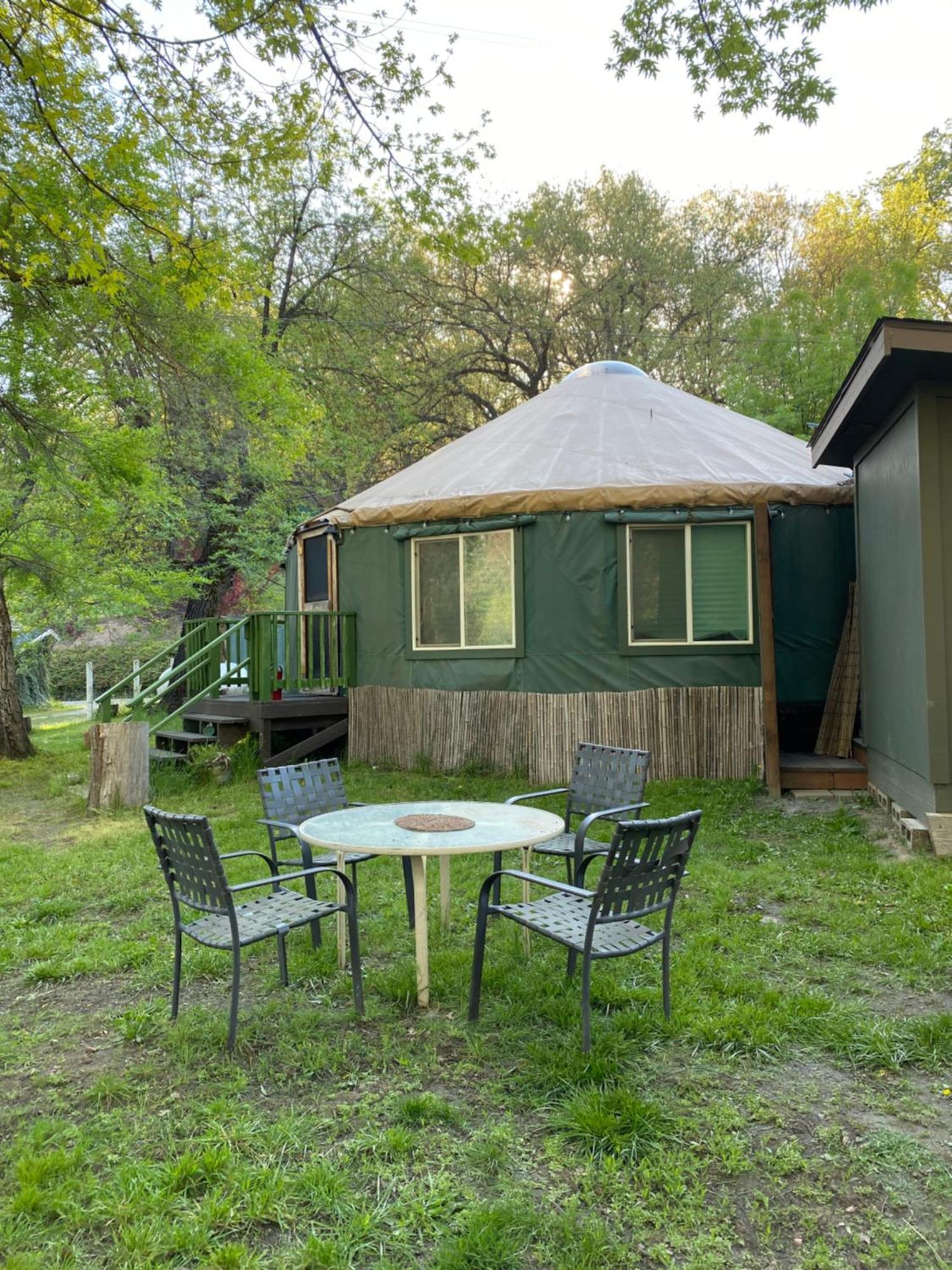 Seven Circles Lodge&Retreat Badger Εξωτερικό φωτογραφία